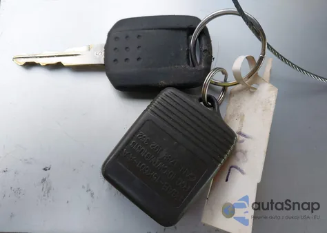 2003 Mercury Grand Marquis Ls from USA, damaged, VIN 2MEFM75W23X622320